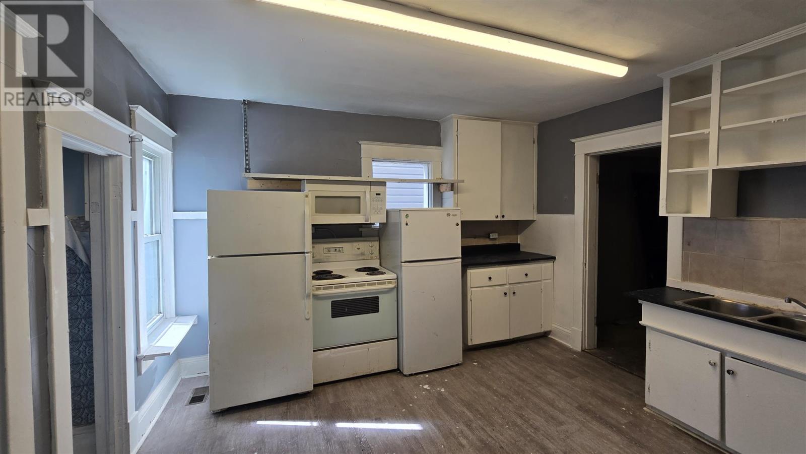 33 Pardee Ave, Sault Ste. Marie, Ontario  P6B 1V9 - Photo 7 - SM252698