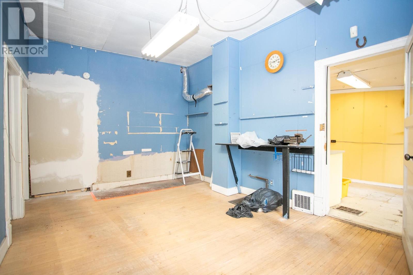 346 Bruce St, Sault Ste. Marie, Ontario  P6B 1P7 - Photo 5 - SM252714