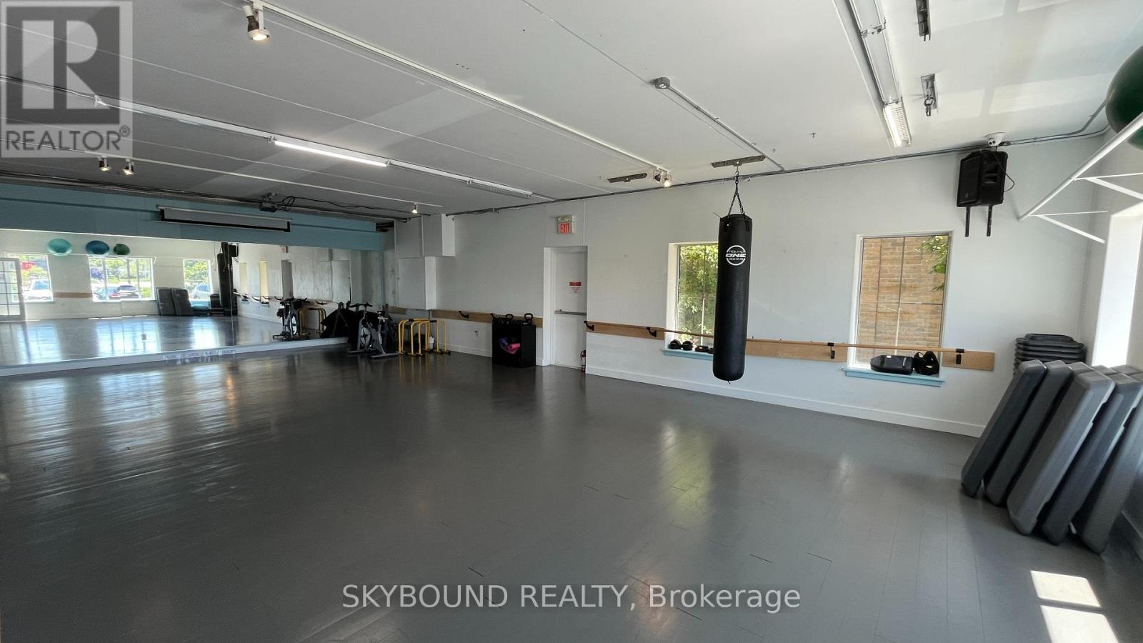 Unit 5 - 170 Lakeview Crescent, Orangeville, Ontario  L9W 5J7 - Photo 5 - W12365173