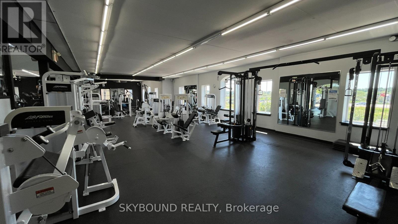 Unit 5 - 170 Lakeview Crescent, Orangeville, Ontario  L9W 5J7 - Photo 6 - W12365173