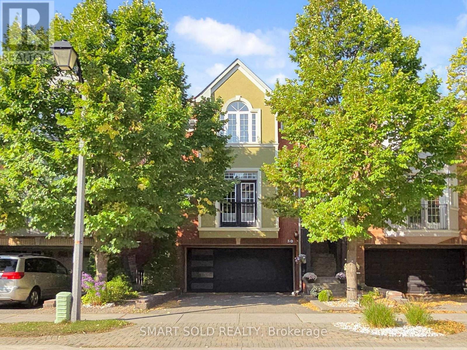 30 Crispin Court, Markham (Buttonville), Ontario  L3R 4G6 - Photo 24 - N12417912