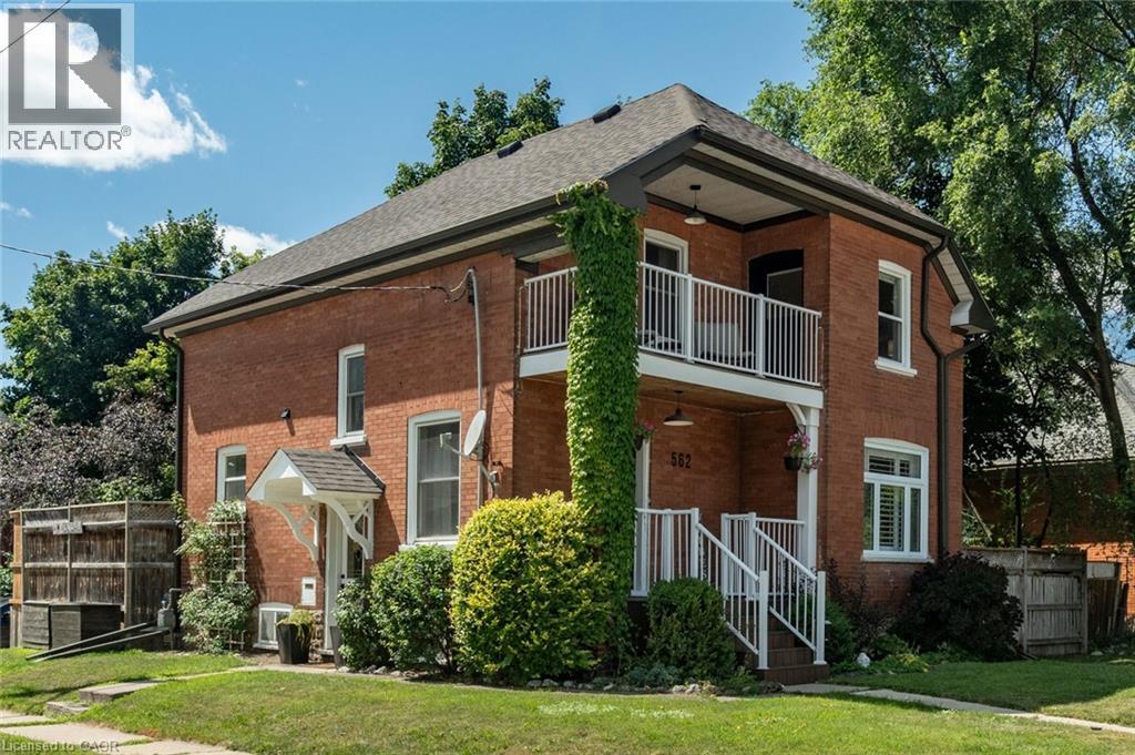 562 LAUREL Street, Cambridge, Ontario