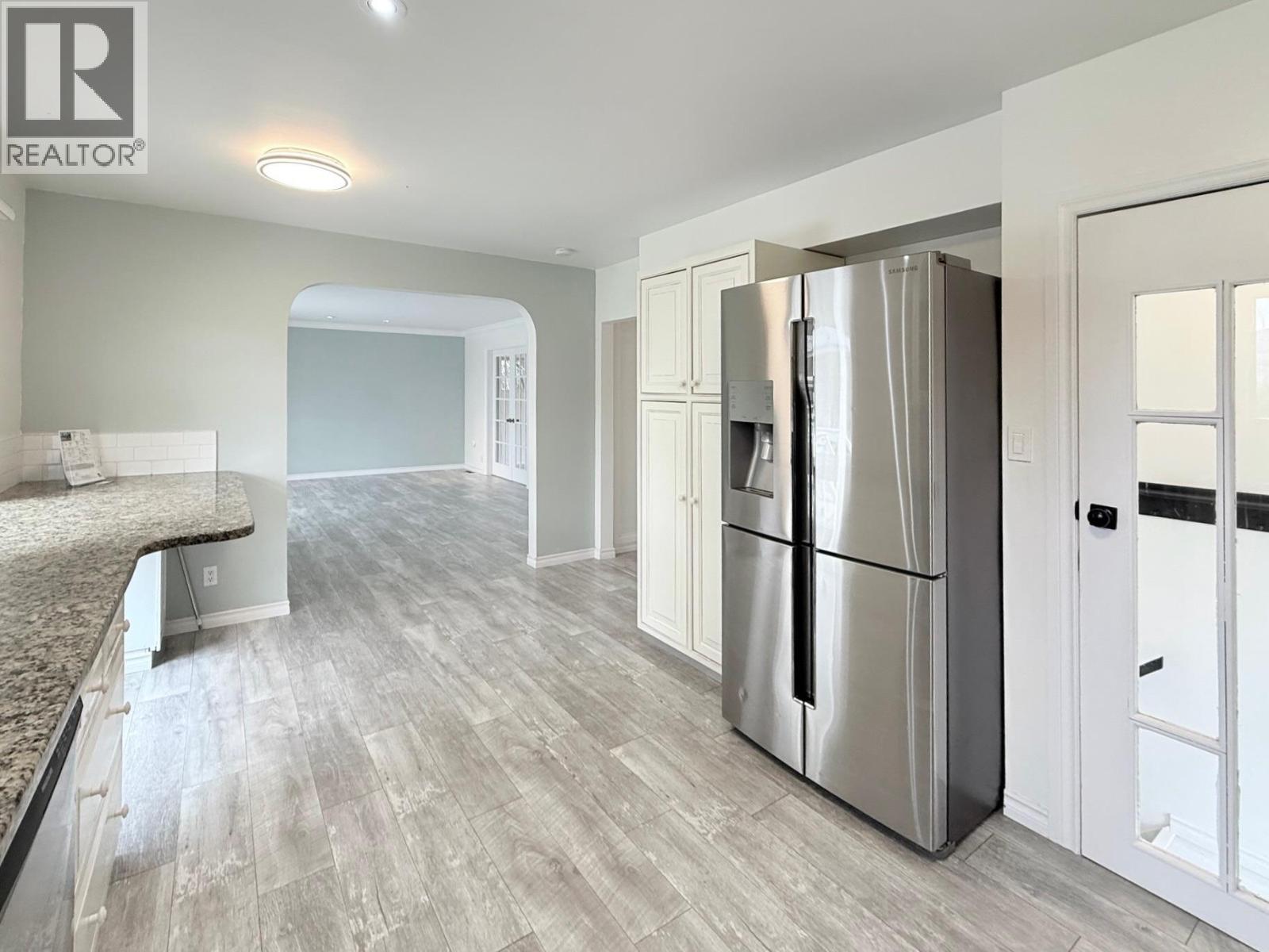 2211 West Bench Drive, Penticton, British Columbia  V2A 8Z8 - Photo 7 - 10339823