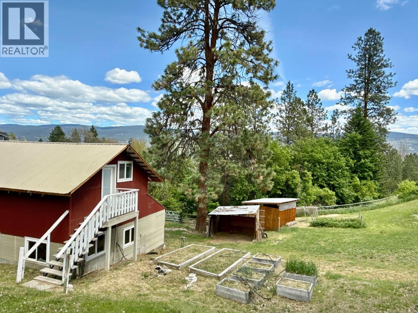 2211 West Bench Drive, Penticton, British Columbia  V2A 8Z8 - Photo 3 - 10339823