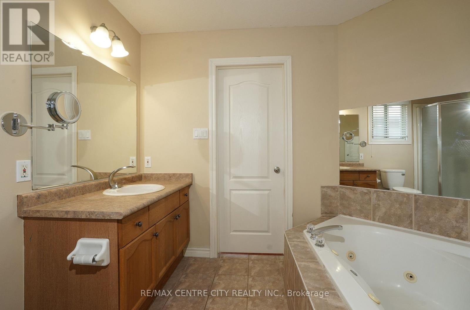 742 Marigold Street Sw, London North, Ontario  N5X 4J3 - Photo 16 - X12418703