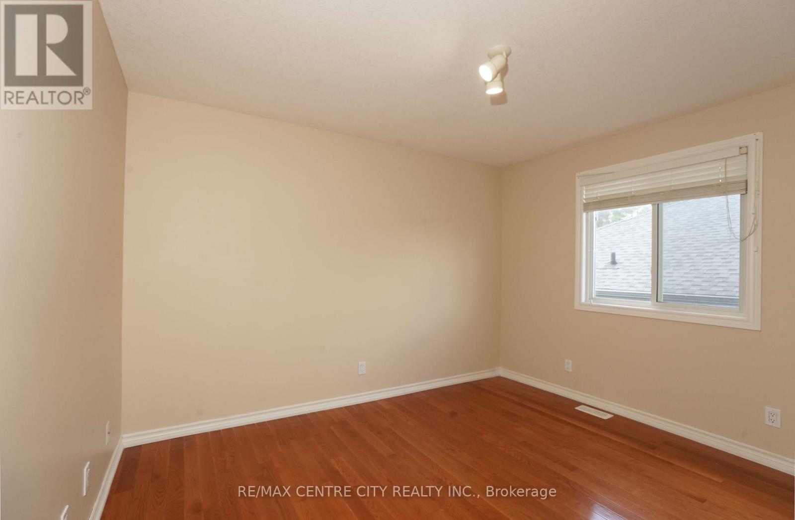 742 Marigold Street Sw, London North, Ontario  N5X 4J3 - Photo 23 - X12418703