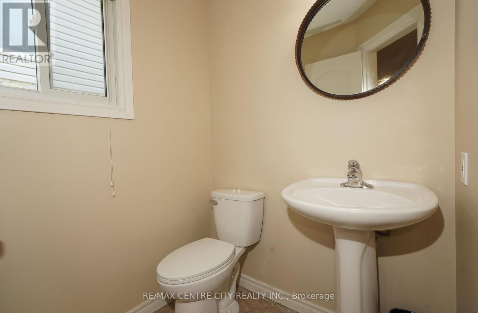 742 Marigold Street Sw, London North, Ontario  N5X 4J3 - Photo 31 - X12418703