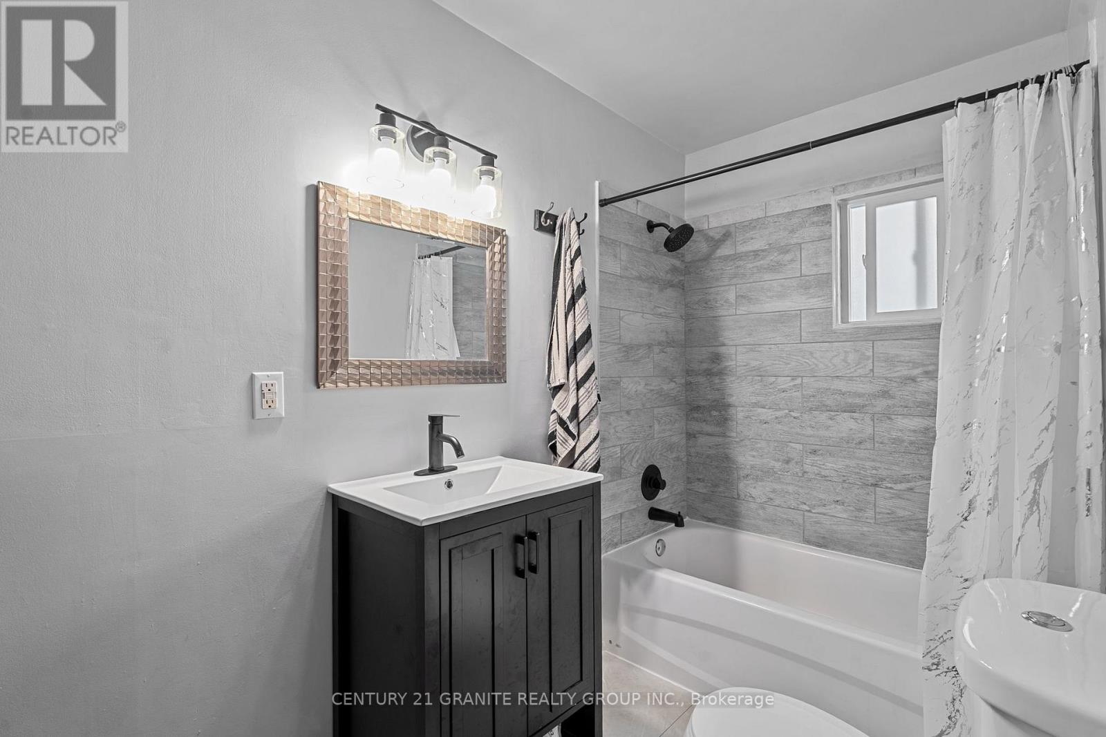 940 Mayo Lake Road, Carlow/mayo, Ontario  K0L 2M0 - Photo 15 - X12418657