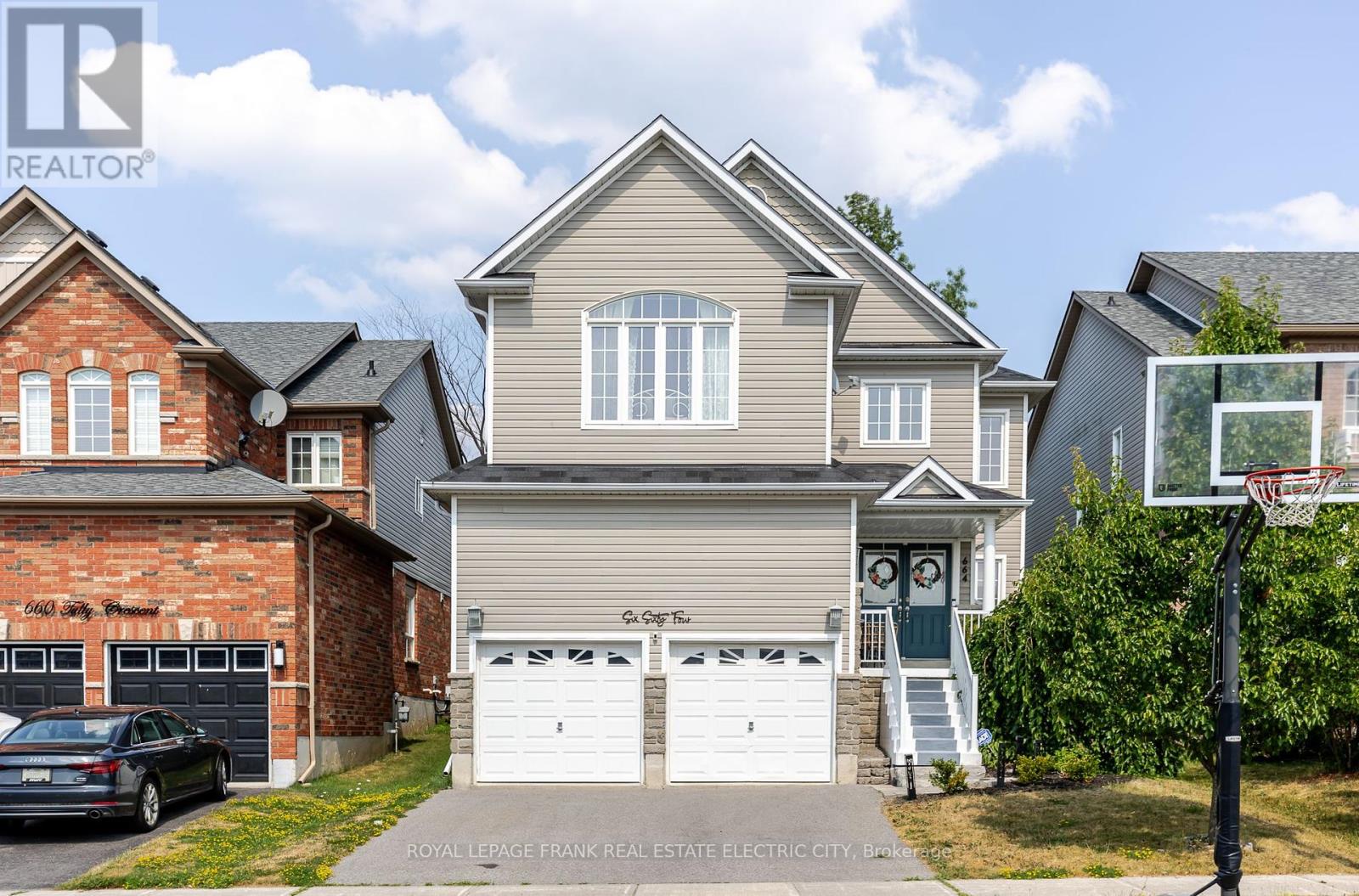 664 TULLY CRESCENT, Peterborough, Ontario