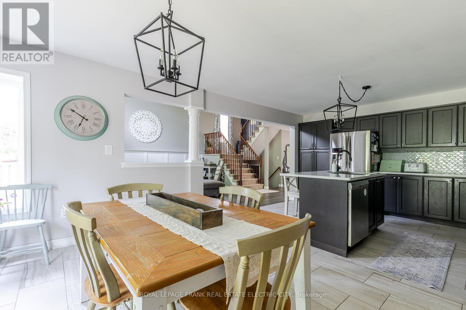664 Tully Crescent, Peterborough, Ontario  K9K 0A9 - Photo 24 - X12418667