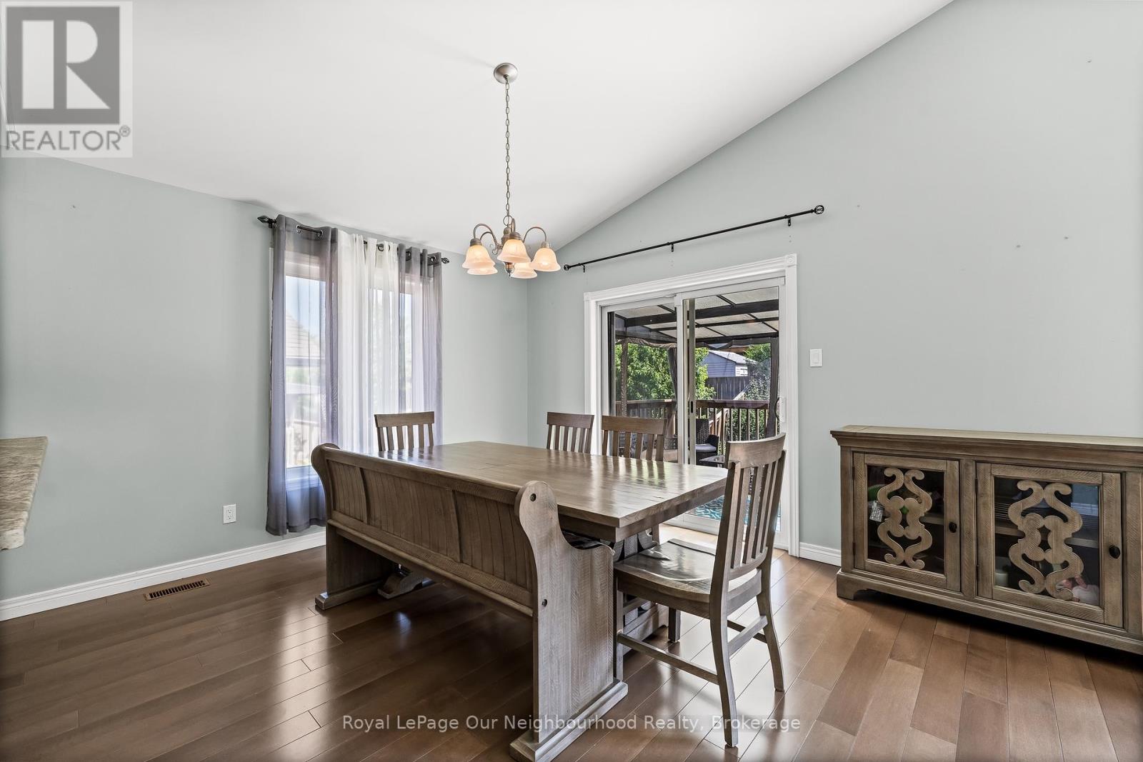 444 Florence Drive, Peterborough North, Ontario  K9J 0J1 - Photo 10 - X12418673