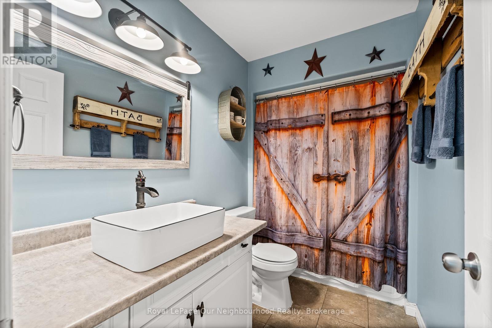 444 Florence Drive, Peterborough North, Ontario  K9J 0J1 - Photo 16 - X12418673