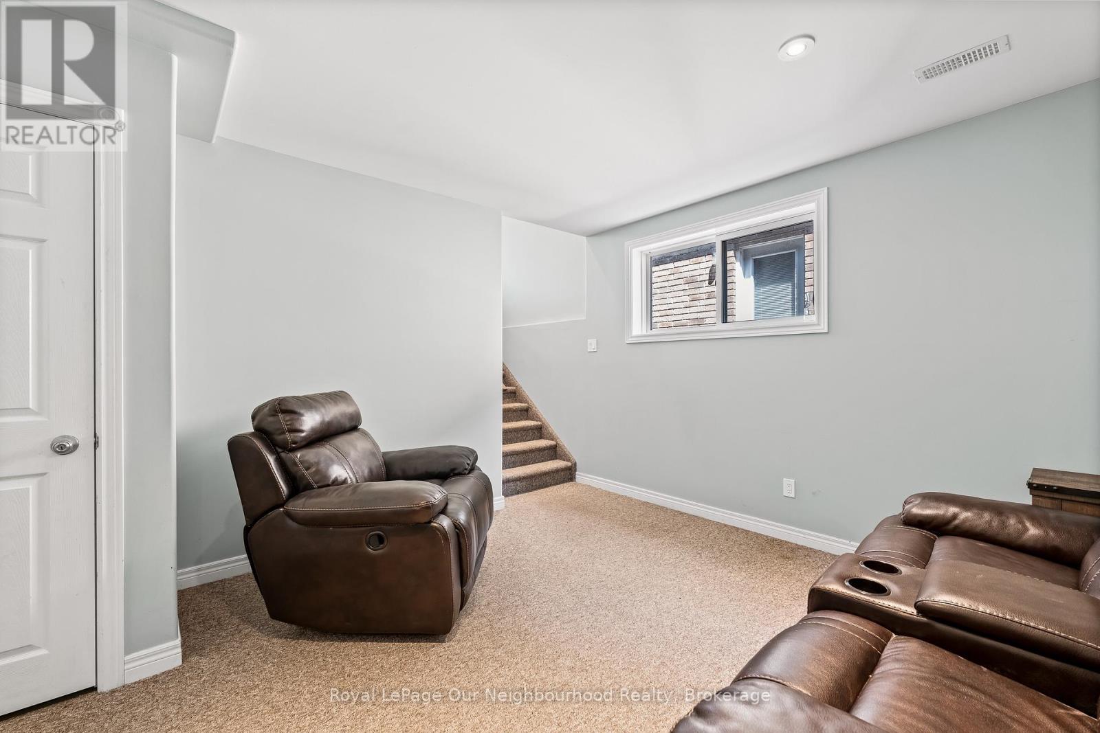 444 Florence Drive, Peterborough North, Ontario  K9J 0J1 - Photo 21 - X12418673