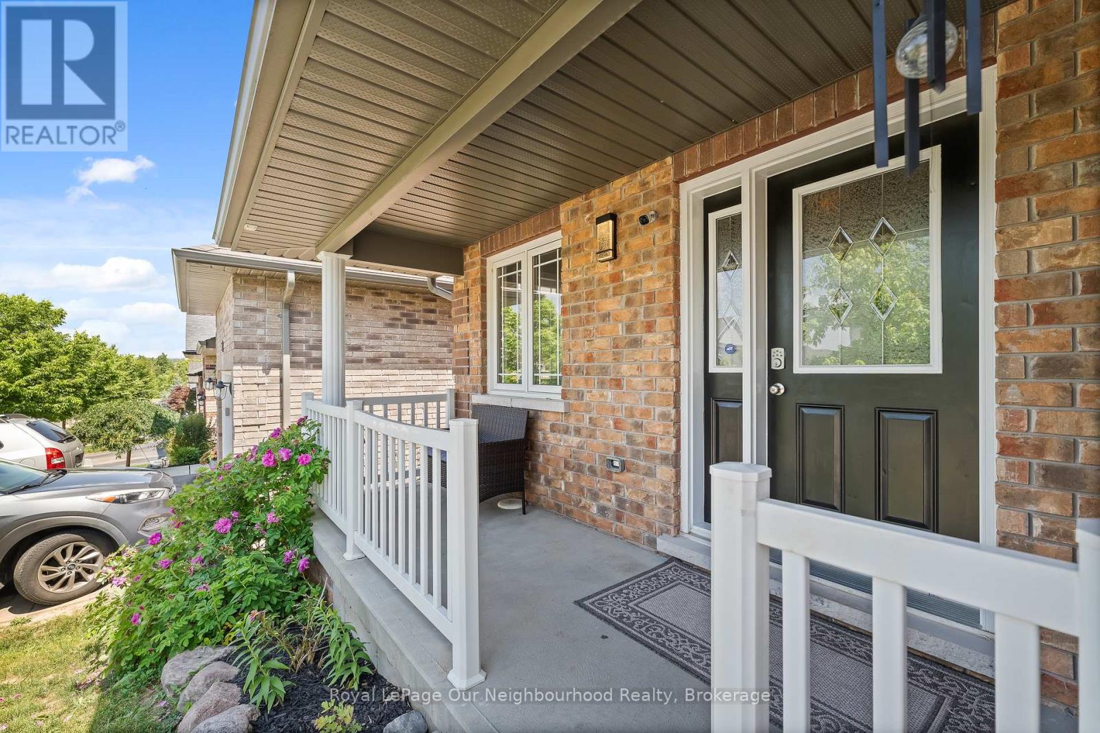 444 Florence Drive, Peterborough North, Ontario  K9J 0J1 - Photo 4 - X12418673