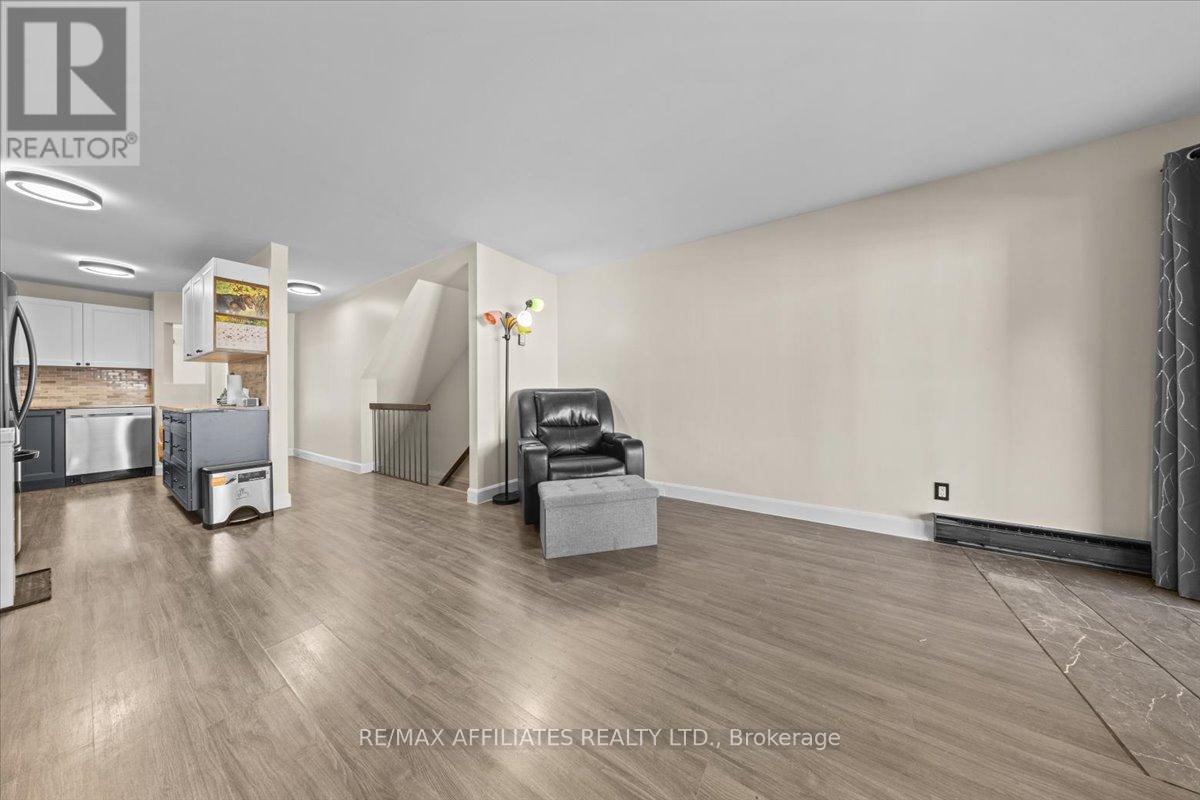 A - 6643 Bilberry Drive, Ottawa, Ontario  K1C 4N5 - Photo 13 - X12418649