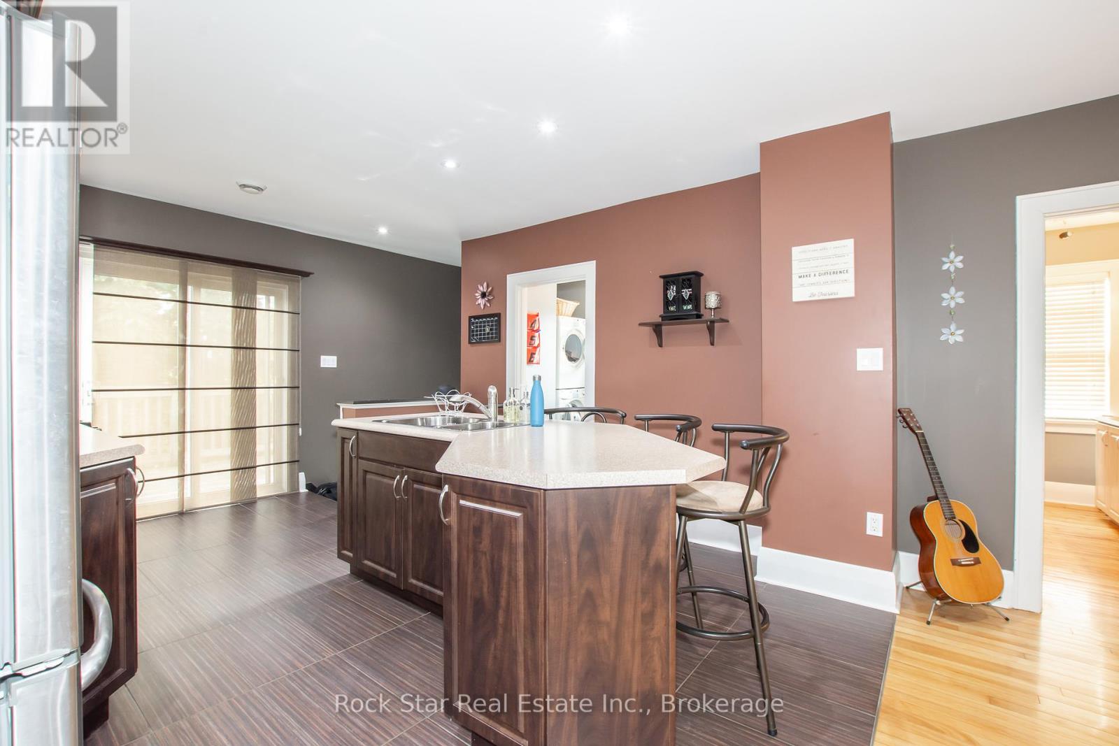 225 Chaffey Street, Welland, Ontario  L3B 2Y7 - Photo 28 - X12418695