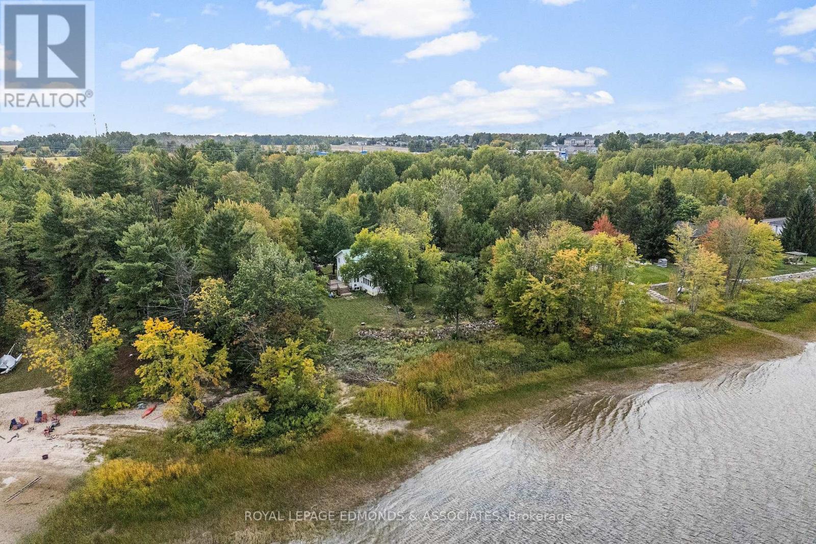 1095 Mountainview Drive, Laurentian Valley, Ontario  K8A 8E3 - Photo 40 - X12418688