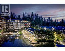 305 3602 ALDERCREST DRIVE, North Vancouver, British Columbia