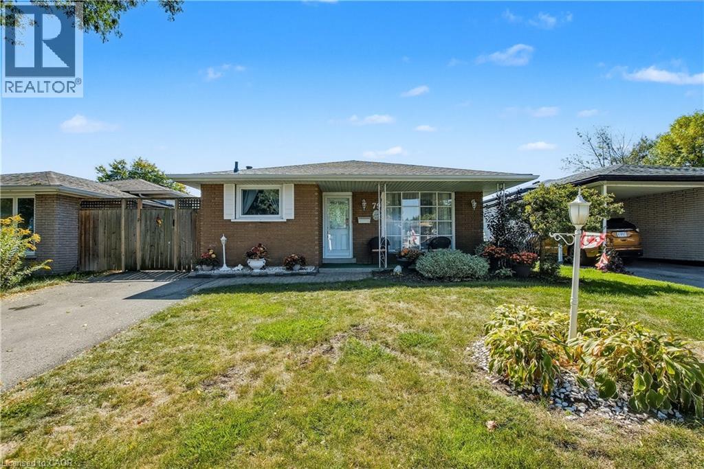 79 Gardiner Drive, Hamilton, Ontario  L9C 4V3 - Photo 1 - 40772217