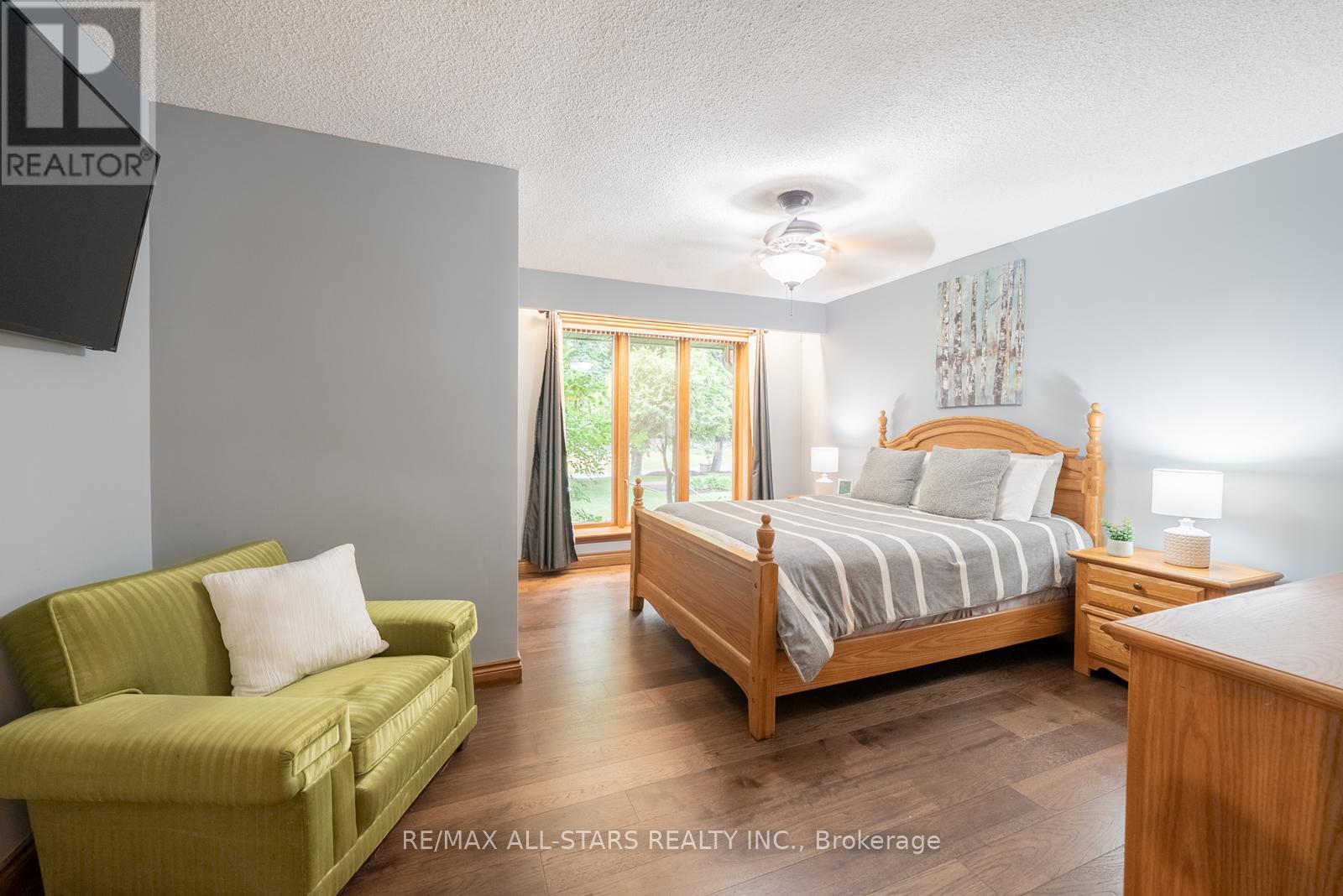 3 Marilyn Avenue, Whitchurch-Stouffville, Ontario  L4A 2C8 - Photo 23 - N12264302