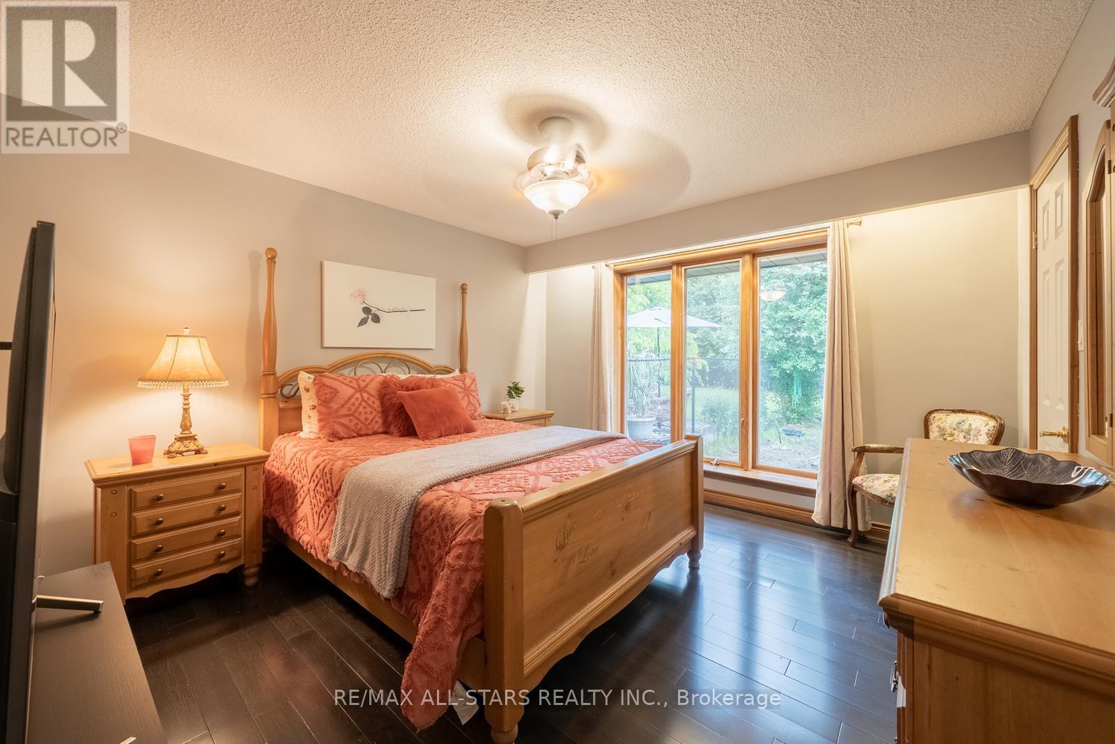 3 Marilyn Avenue, Whitchurch-Stouffville, Ontario  L4A 2C8 - Photo 24 - N12264302