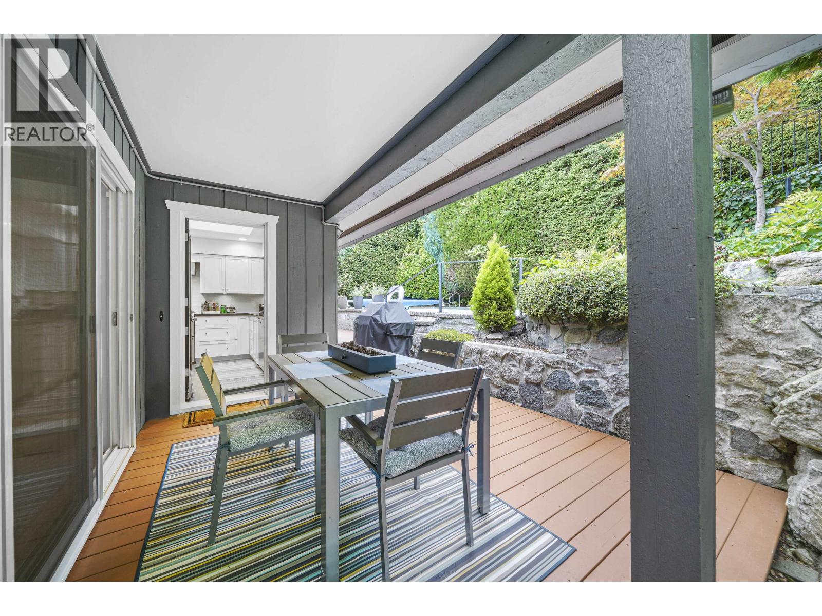 5154 Ranger Avenue, North Vancouver, British Columbia  V7R 3M4 - Photo 13 - R3050381