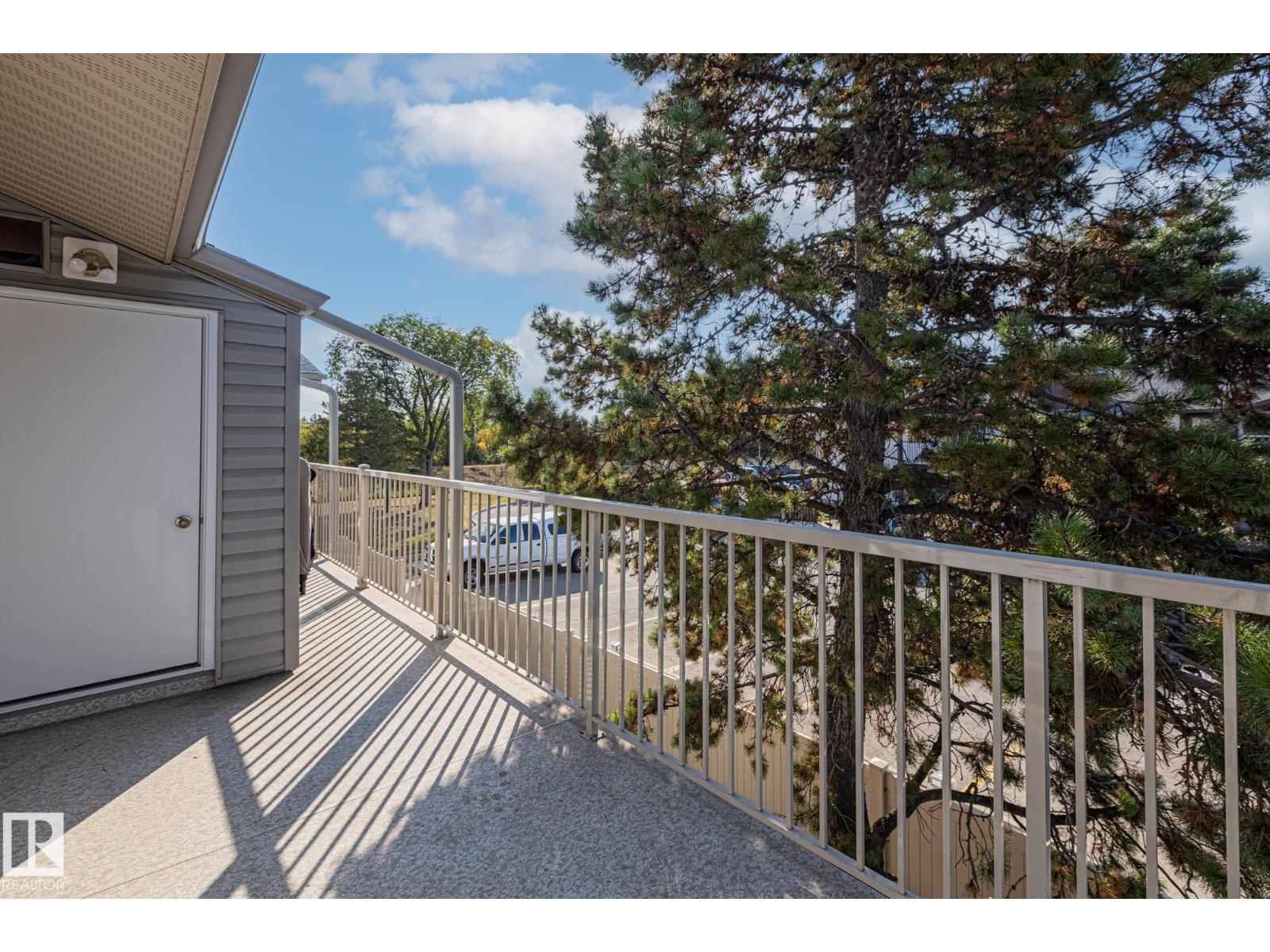 9331 172 St Nw, Edmonton, Alberta  T5T 3C3 - Photo 4 - E4458879