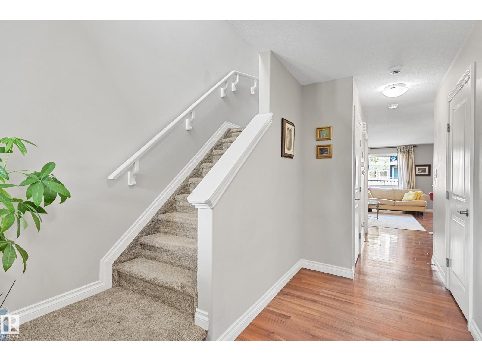 21914 91 Av Nw, Edmonton, Alberta  T5T 6Z5 - Photo 3 - E4458881