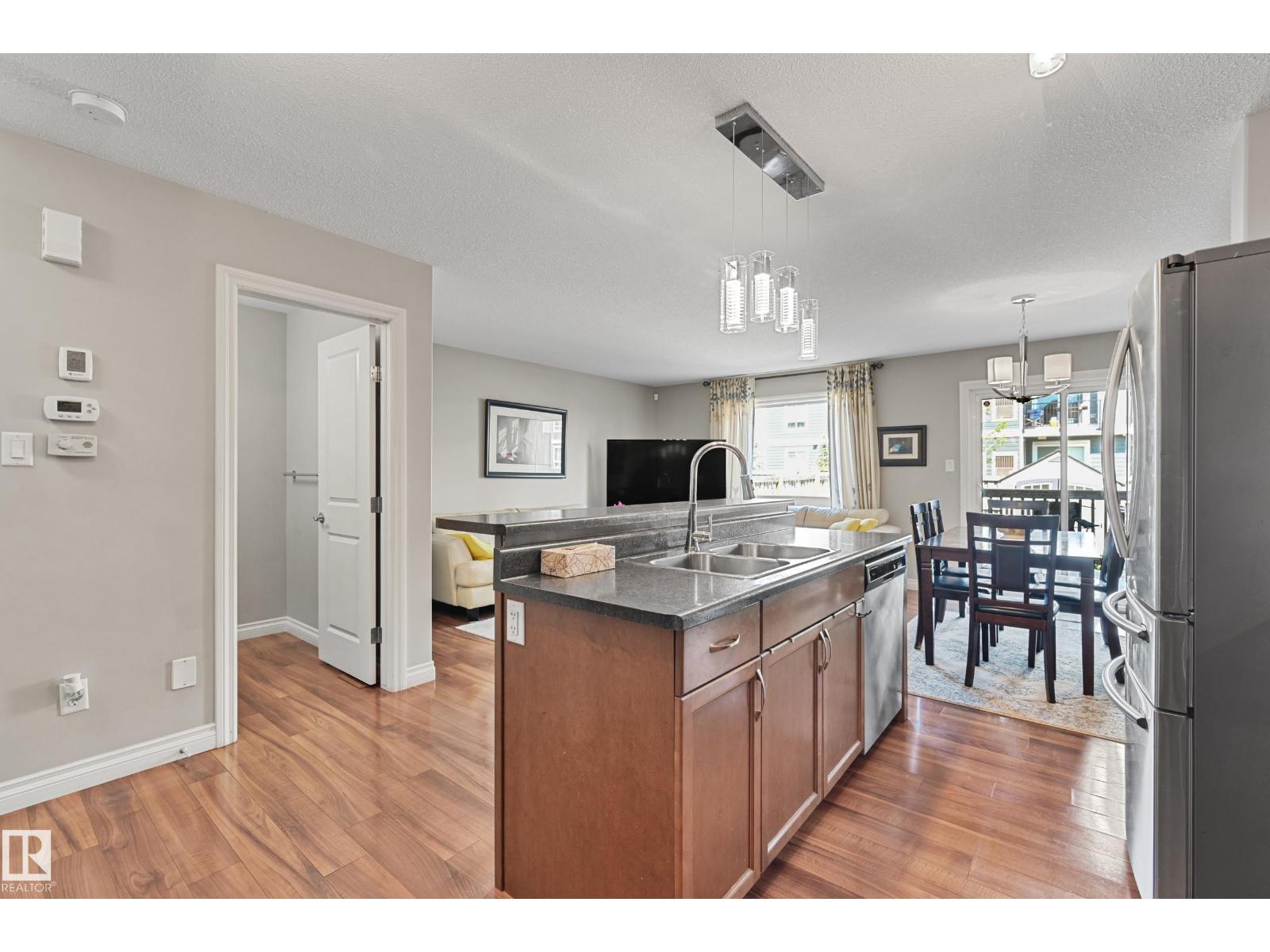 21914 91 Av Nw, Edmonton, Alberta  T5T 6Z5 - Photo 7 - E4458881