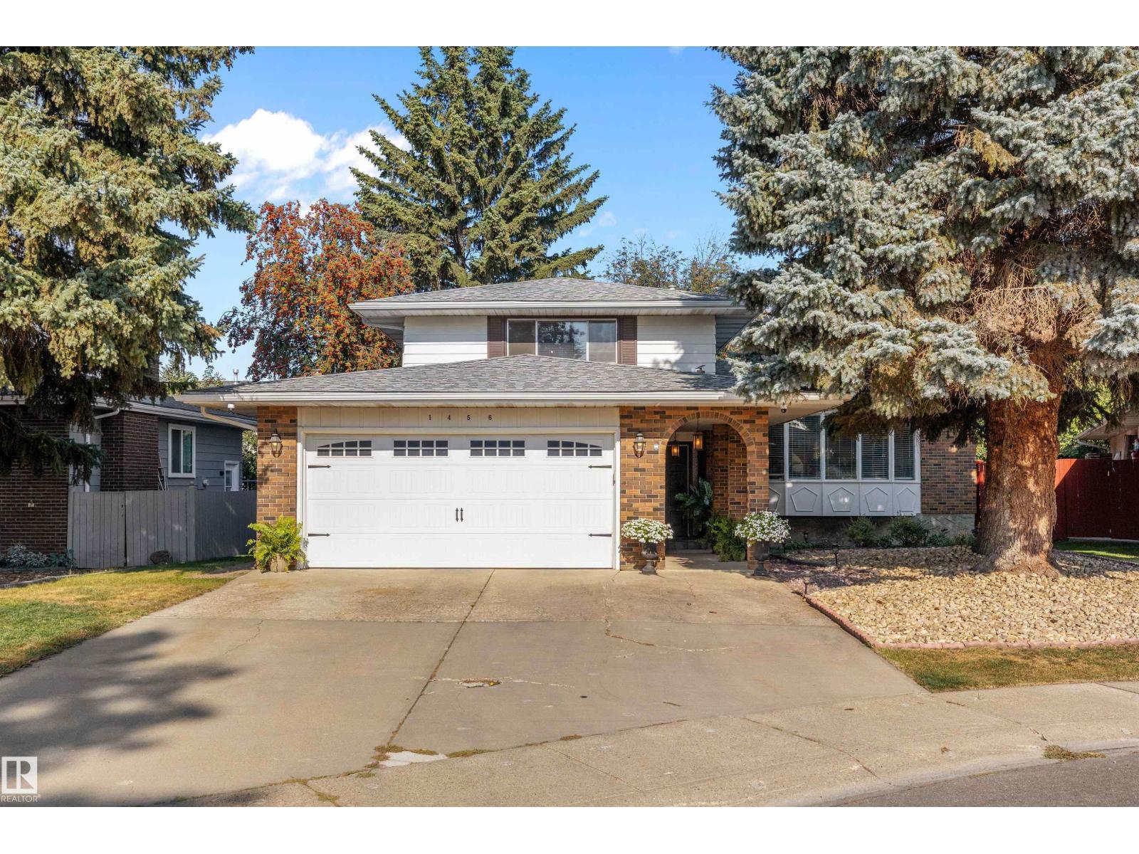 1456 KNOTTWOOD RD E NW, Edmonton, Alberta