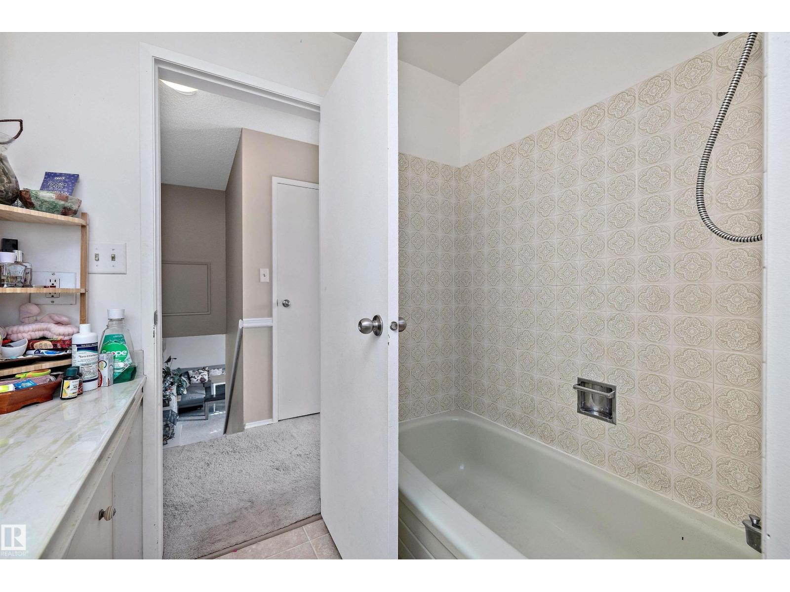 1456 Knottwood Rd E Nw, Edmonton, Alberta  T6K 2J9 - Photo 29 - E4458886