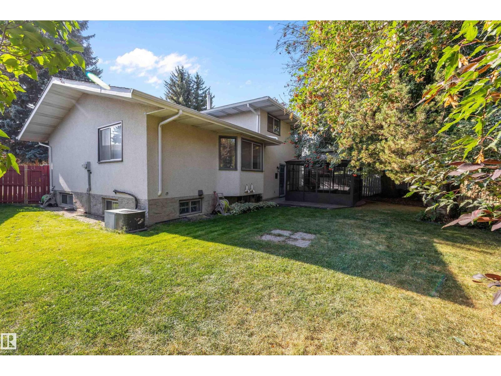 1456 Knottwood Rd E Nw, Edmonton, Alberta  T6K 2J9 - Photo 41 - E4458886