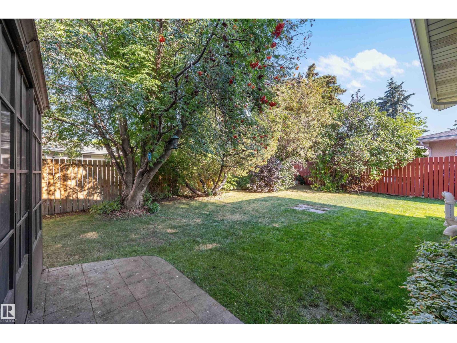 1456 Knottwood Rd E Nw, Edmonton, Alberta  T6K 2J9 - Photo 43 - E4458886