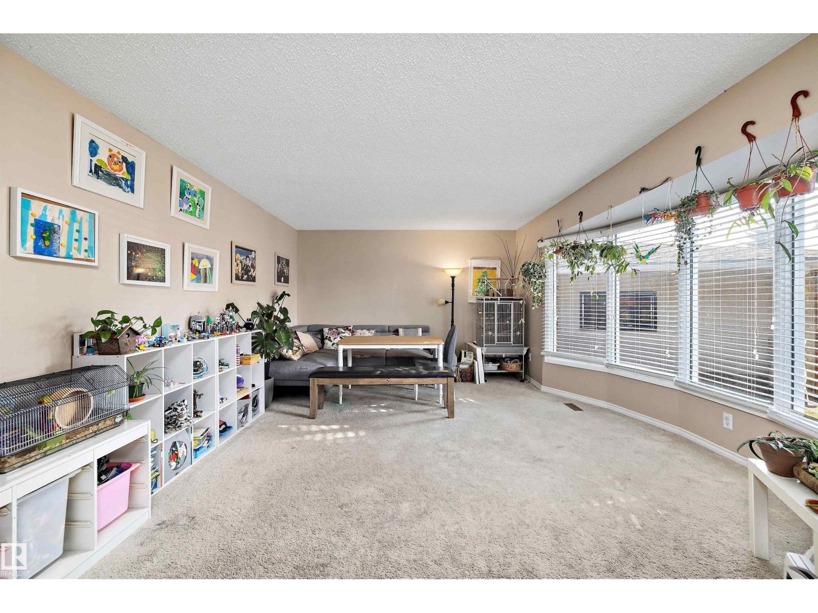 1456 Knottwood Rd E Nw, Edmonton, Alberta  T6K 2J9 - Photo 6 - E4458886