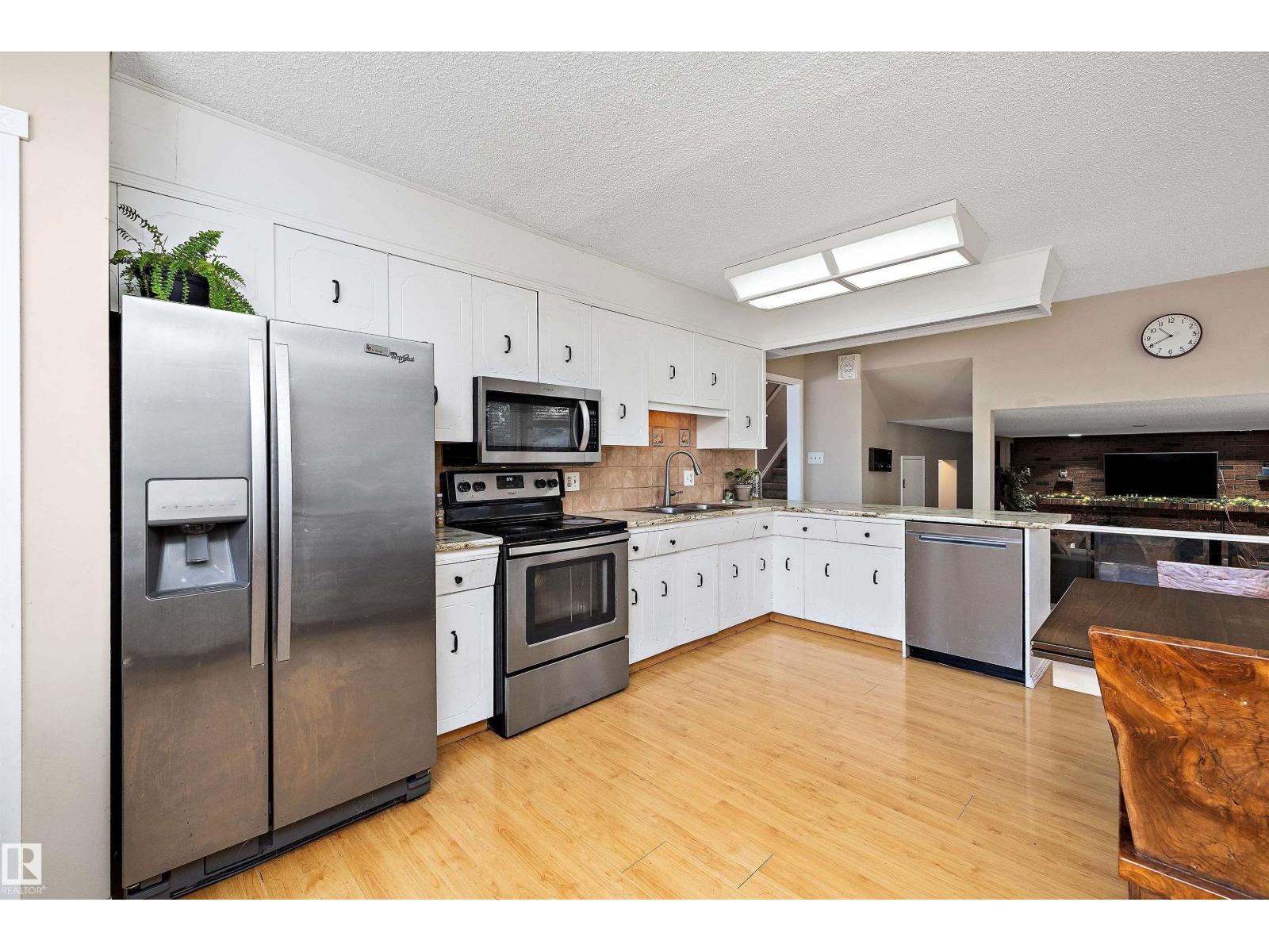 1456 Knottwood Rd E Nw, Edmonton, Alberta  T6K 2J9 - Photo 9 - E4458886