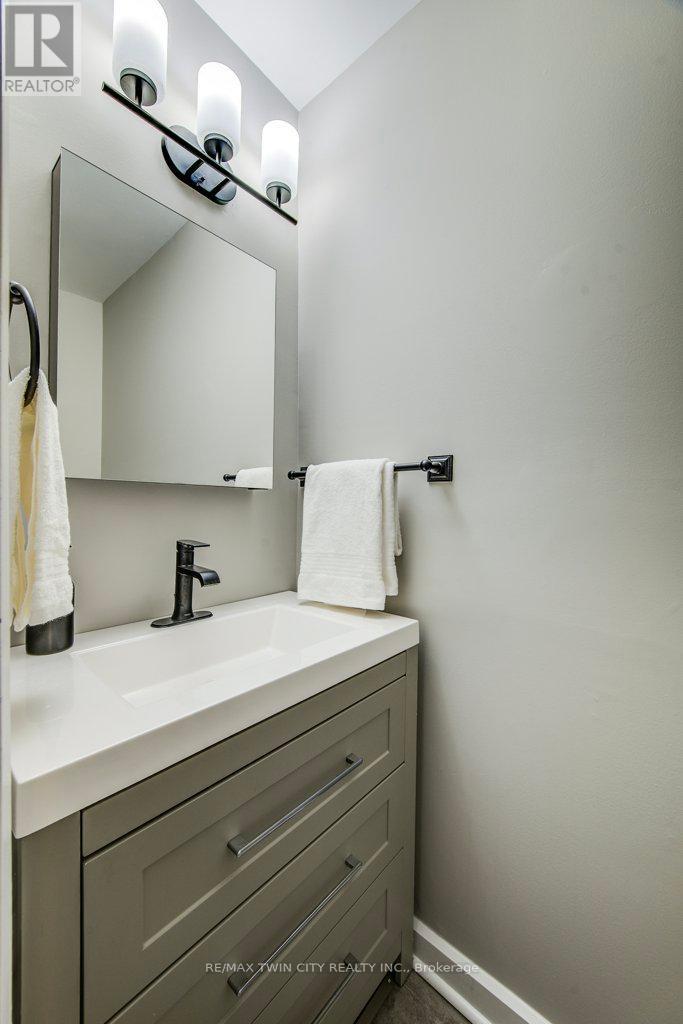 29 - 589 Beechwood Drive, Waterloo, Ontario  N2T 2K9 - Photo 9 - X12409410
