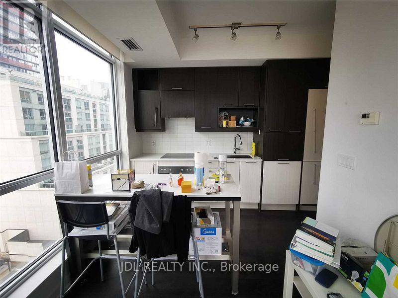 1009 - 199 Richmond Street W, Toronto, Ontario  M5V 0H4 - Photo 14 - C12418461