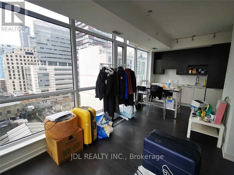 1009 - 199 Richmond Street W, Toronto, Ontario  M5V 0H4 - Photo 16 - C12418461