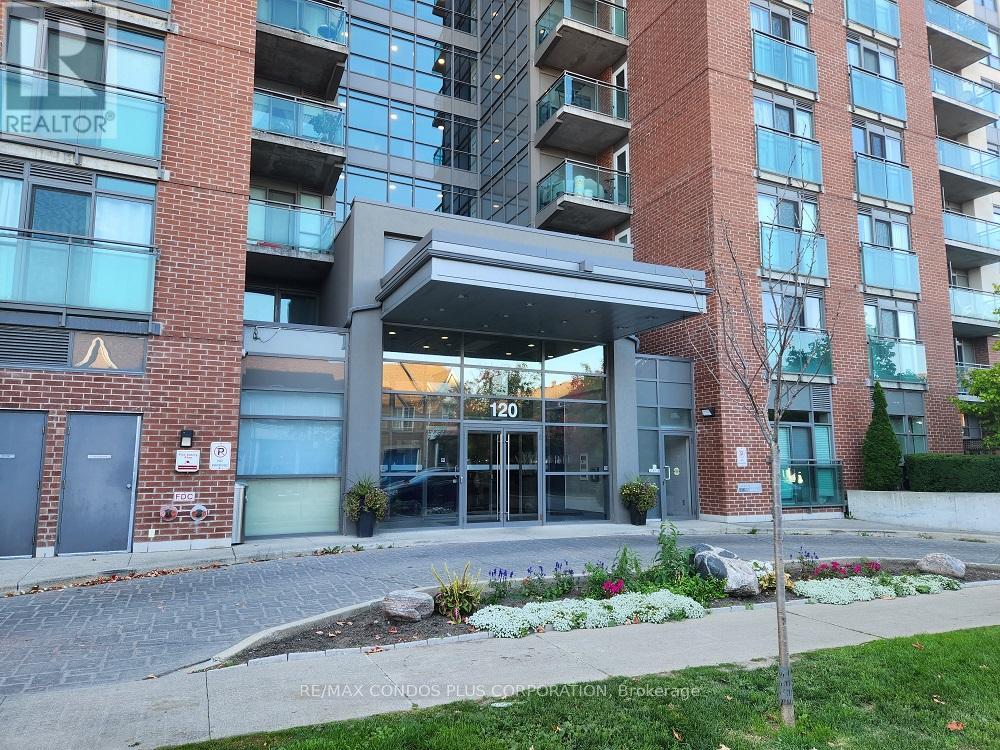 714 - 120 DALLIMORE CIRCLE, Toronto, Ontario