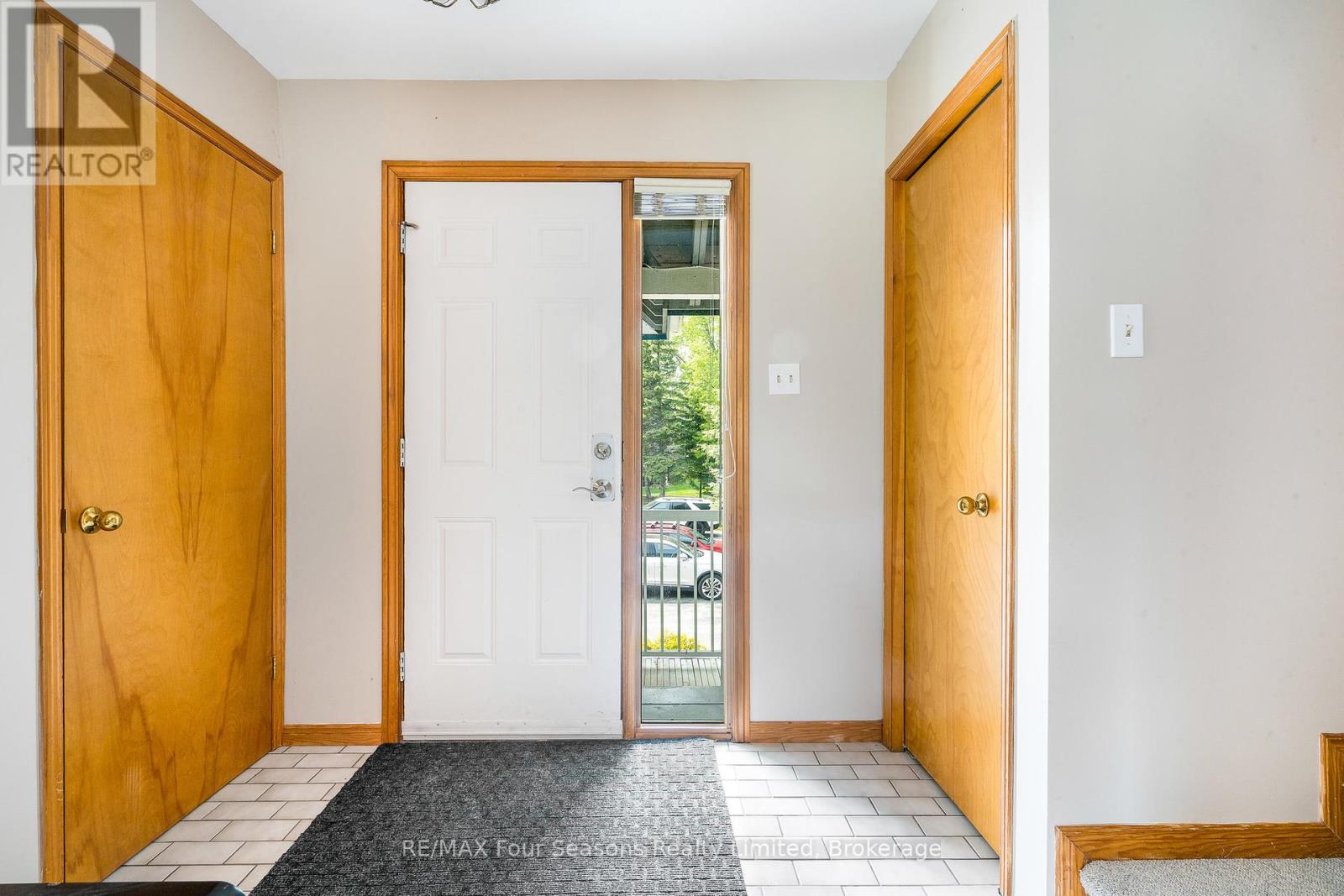 27 - 4 Ramblings Way, Collingwood, Ontario  L9Y 5C6 - Photo 5 - S12199842