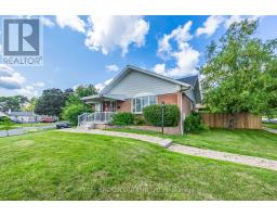 Bsmt - 18 Shropshire Drive, Toronto (Dorset Park), Ca