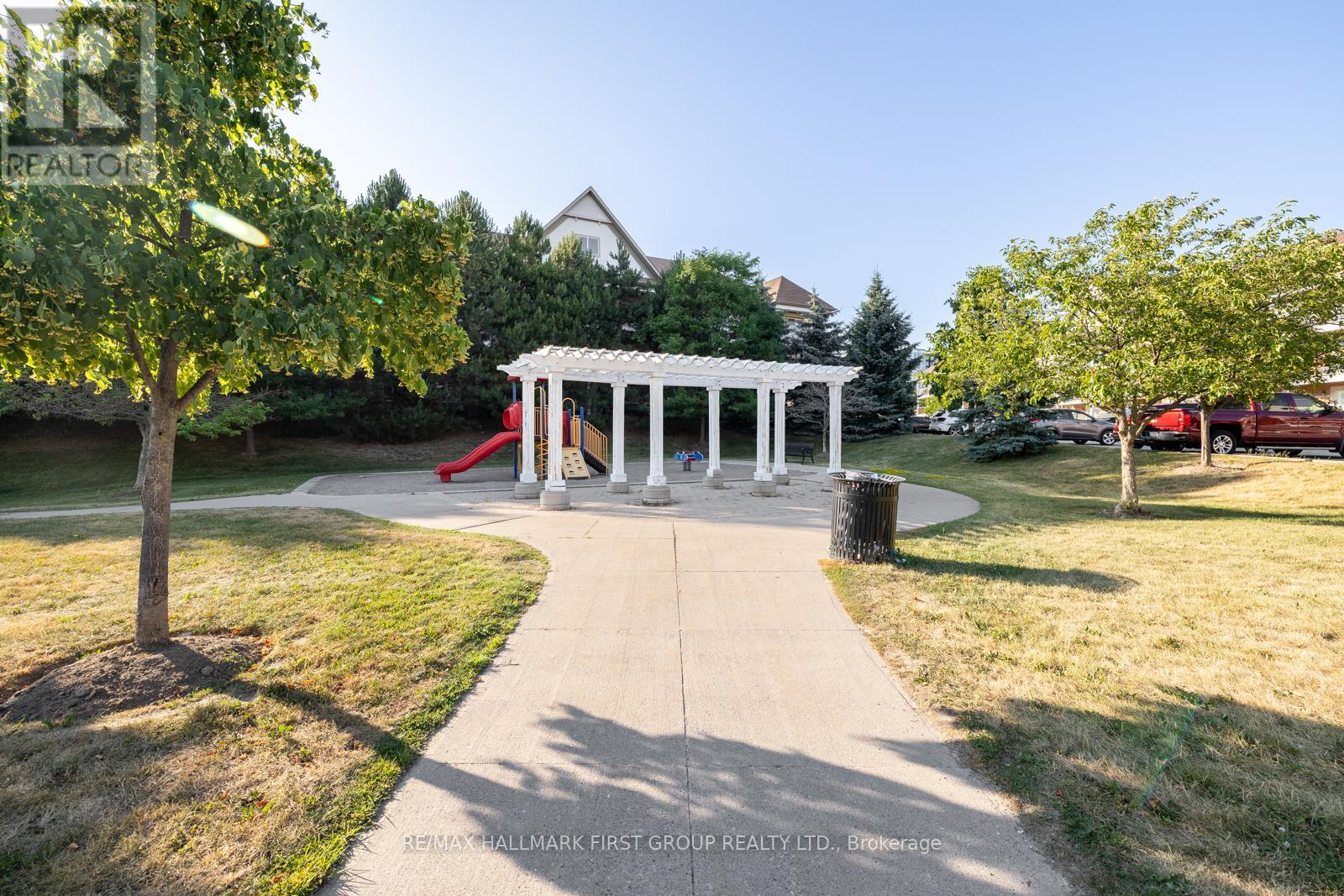 309 - 136 Aspen Springs Drive, Clarington, Ontario  L1C 0G9 - Photo 8 - E12418510