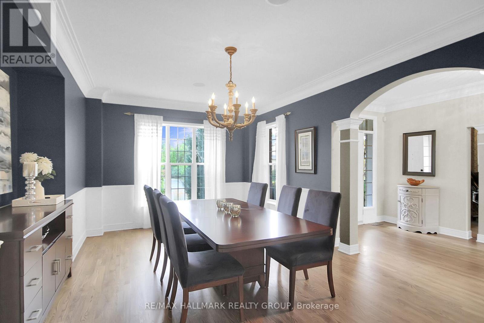 13 Beechgrove Gardens, Ottawa, Ontario  K2S 1W5 - Photo 10 - X12370932