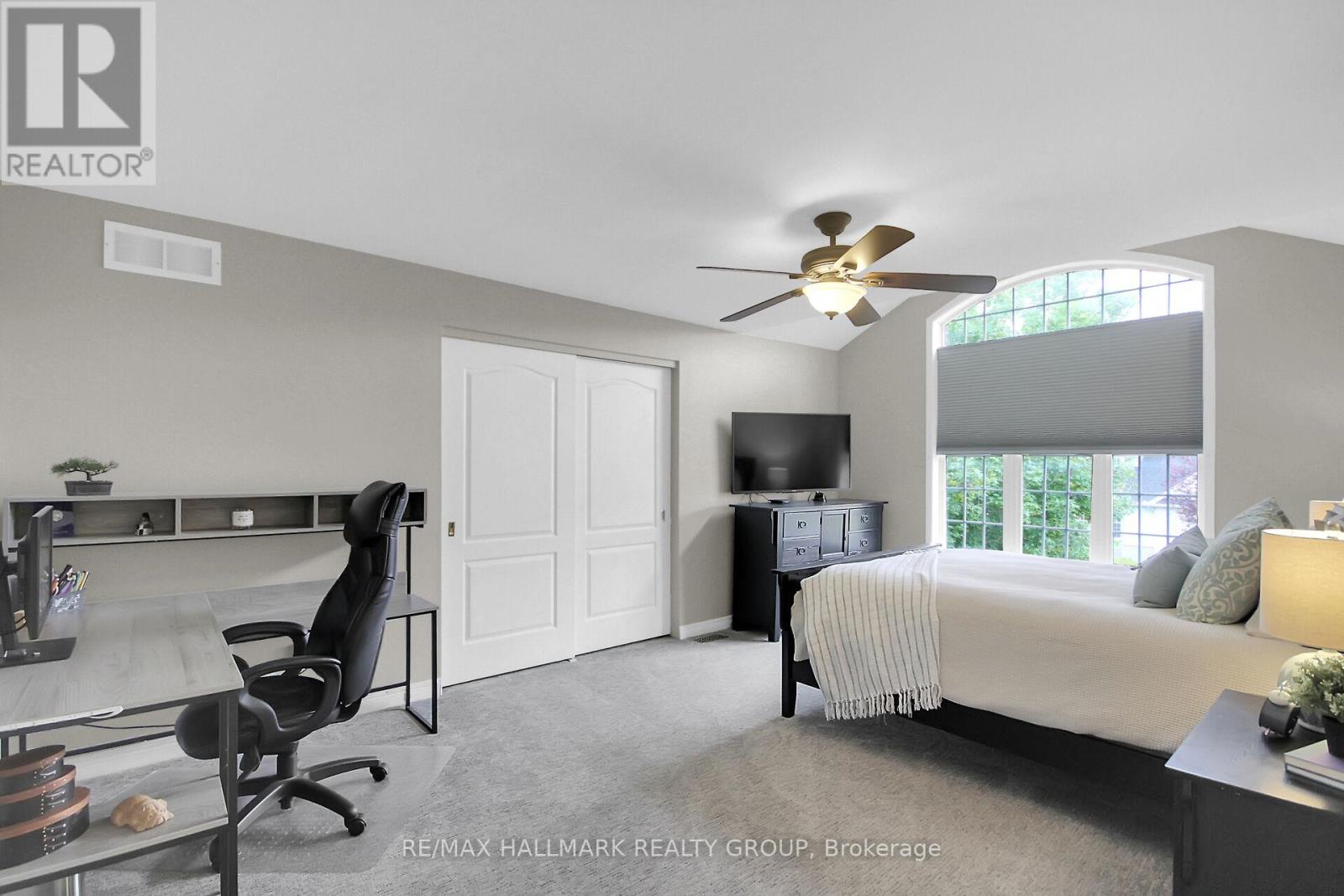 13 Beechgrove Gardens, Ottawa, Ontario  K2S 1W5 - Photo 35 - X12370932
