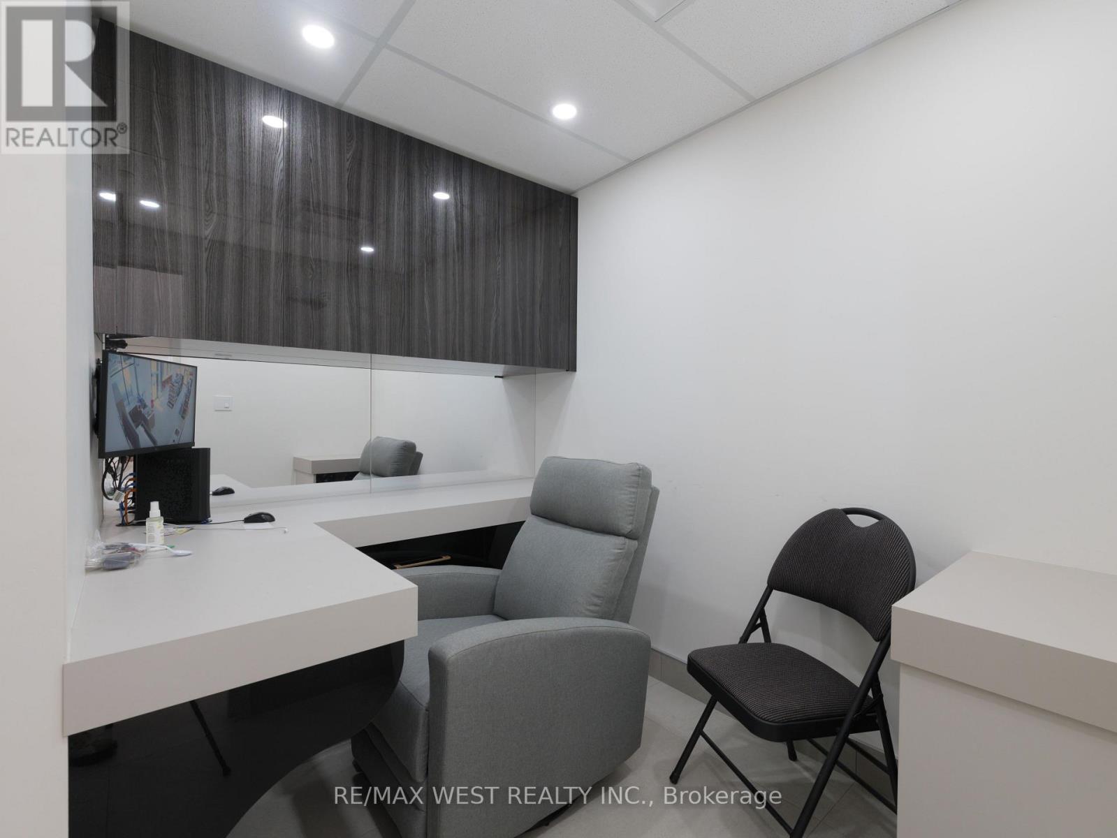 6 & 7 - 9000 Jane Street, Vaughan (Concord), Ontario  L4K 2M9 - Photo 20 - N12418424