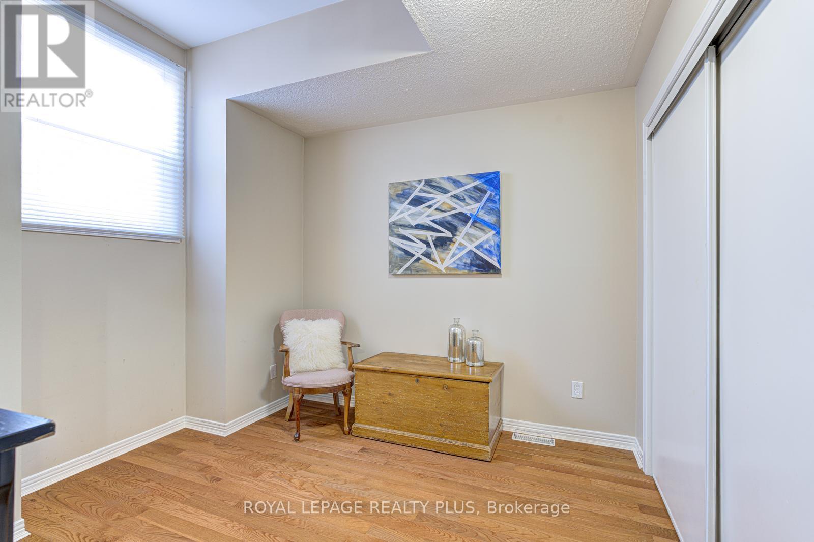 767 Playter Crescent, Newmarket, Ontario  L3X 1W7 - Photo 21 - N12418442
