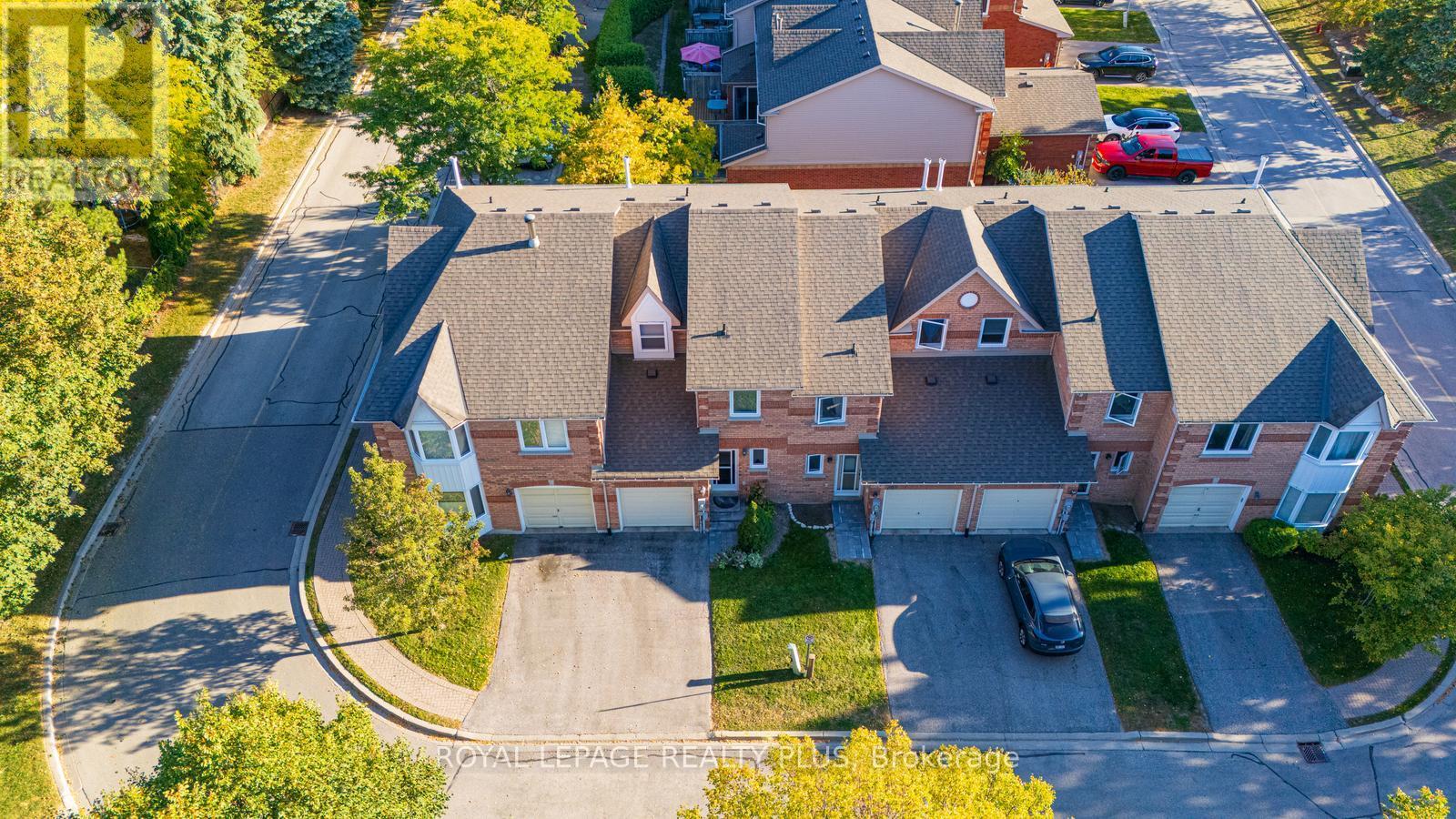 767 Playter Crescent, Newmarket, Ontario  L3X 1W7 - Photo 40 - N12418442