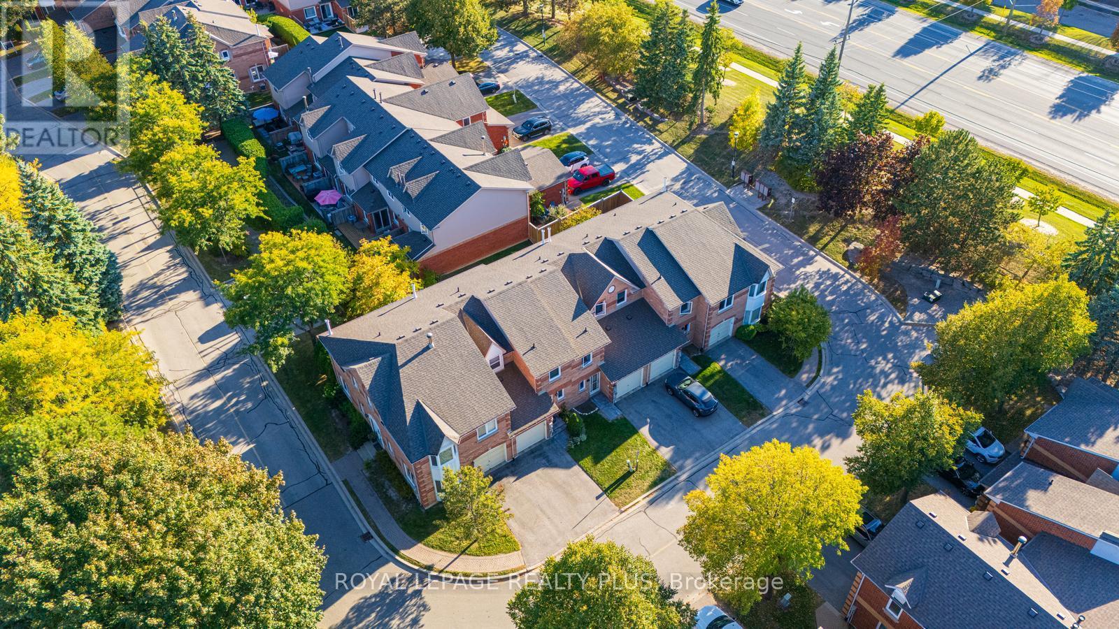767 Playter Crescent, Newmarket, Ontario  L3X 1W7 - Photo 41 - N12418442