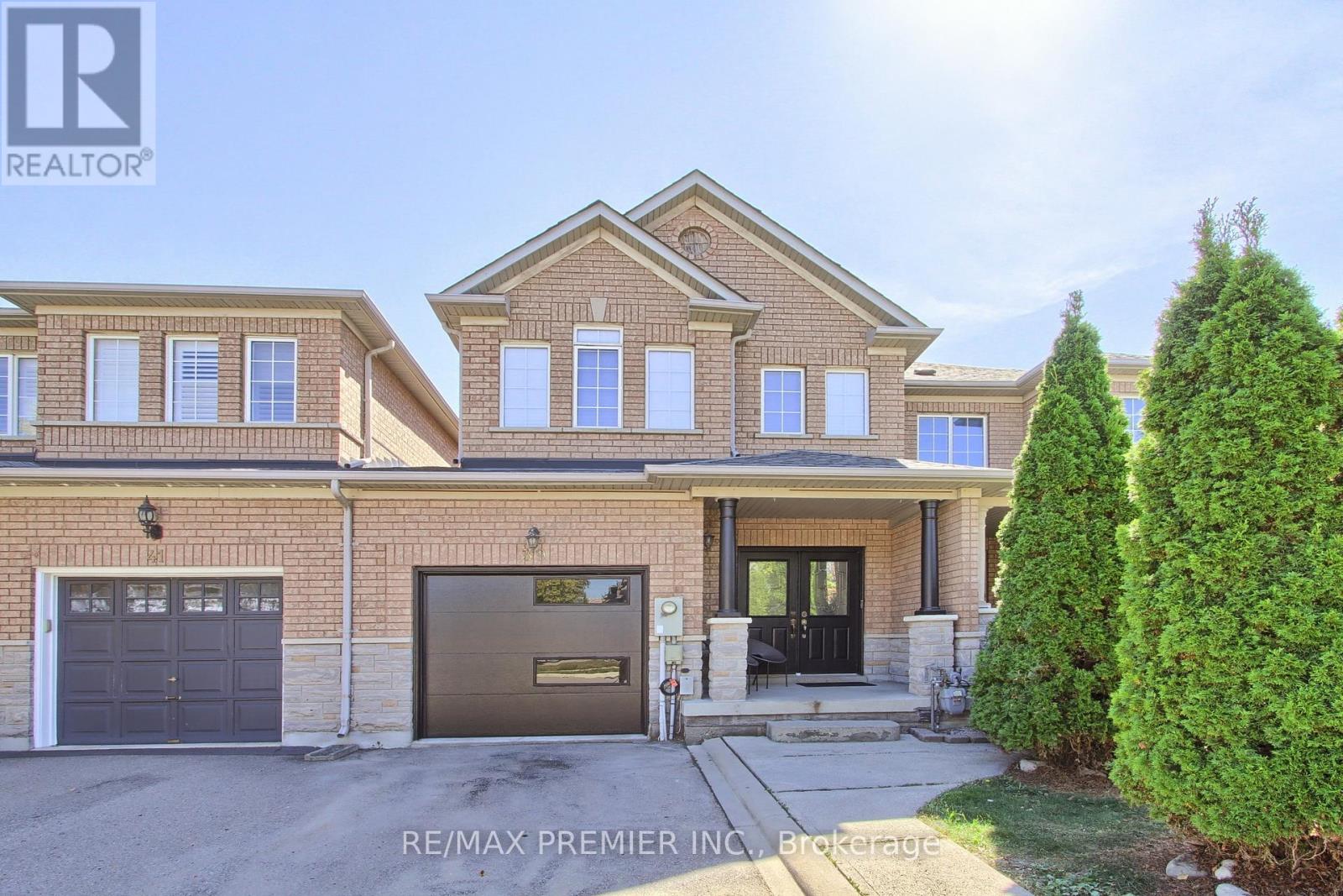 39 Ronan Crescent, Vaughan, Ontario  L4H 2J7 - Photo 1 - N12418451
