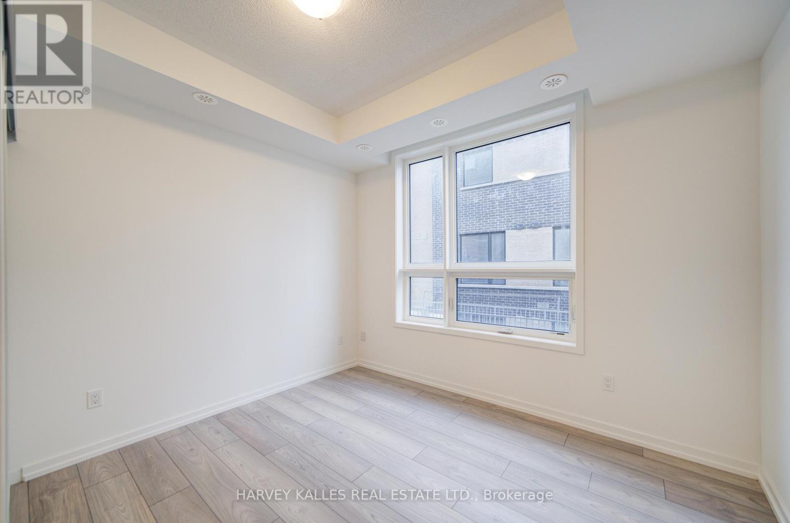2 - 18 Lytham Green Circle, Newmarket, Ontario  L3Y 0H5 - Photo 20 - N12418520